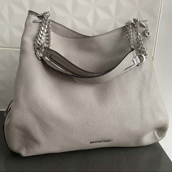 Michael Kors Lillie Chain Shoulder Tote